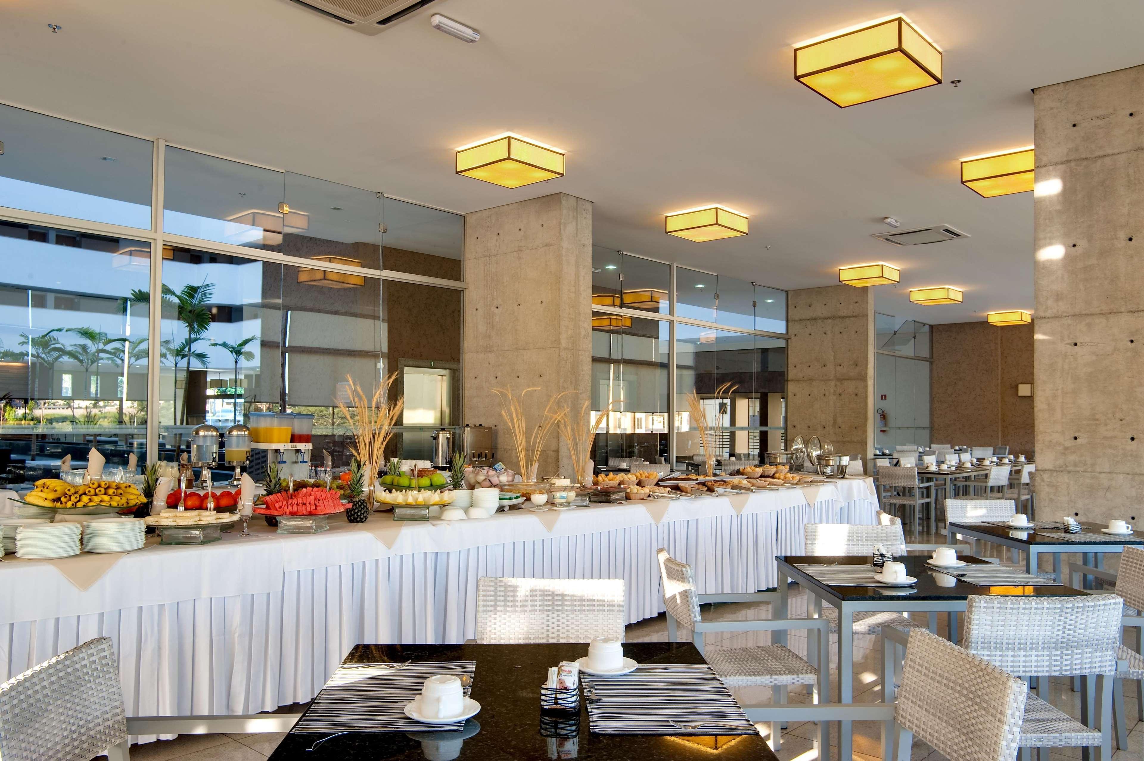 Best Western Suites Le Jardin Caldas Novas Εξωτερικό φωτογραφία